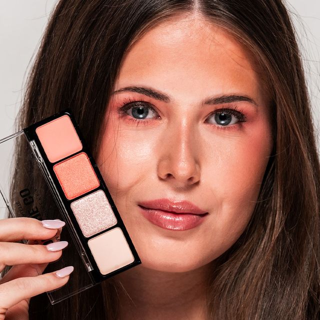 On the Go Eyeshadow Palette - It Girl